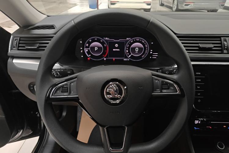 Used Skoda Superb 2023 Facelifted TSI280 DSG Luxury Edition Steering Wheel