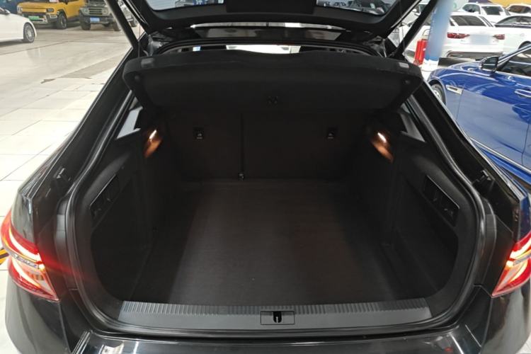 Used Skoda Superb 2023 Facelifted TSI280 DSG Luxury Edition Trunk