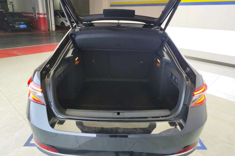 Used Skoda Superb 2023 Facelifted TSI280 DSG Luxury Edition Trunk