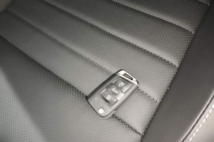 Used Skoda Superb 2023 Facelifted TSI280 DSG Luxury Edition Vehicle Key