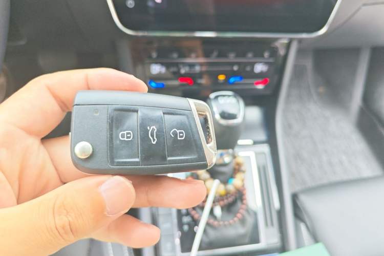Used Skoda Superb 2023 Restyled TSI330 DSG Luxury Edition Vehicle Key