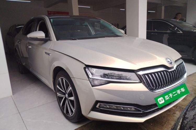 Used Skoda Superb 2023 Facelifted TSI280 DSG Luxury Edition Exterior 2