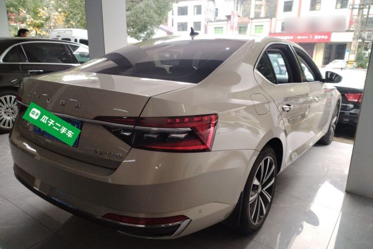 Used Skoda Superb 2023 Facelifted TSI280 DSG Luxury Edition Exterior 5
