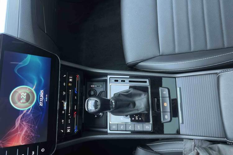 Used Skoda Superb 2023 Facelifted TSI280 DSG Luxury Edition Interior 3