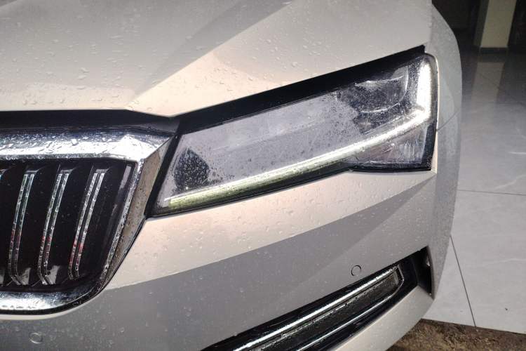 Used Skoda Superb 2023 Facelifted TSI280 DSG Luxury Edition Left Front Headlight