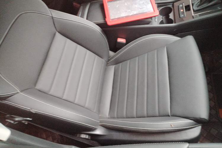 Used Skoda Superb 2023 Facelifted TSI280 DSG Luxury Edition Right Front Seat