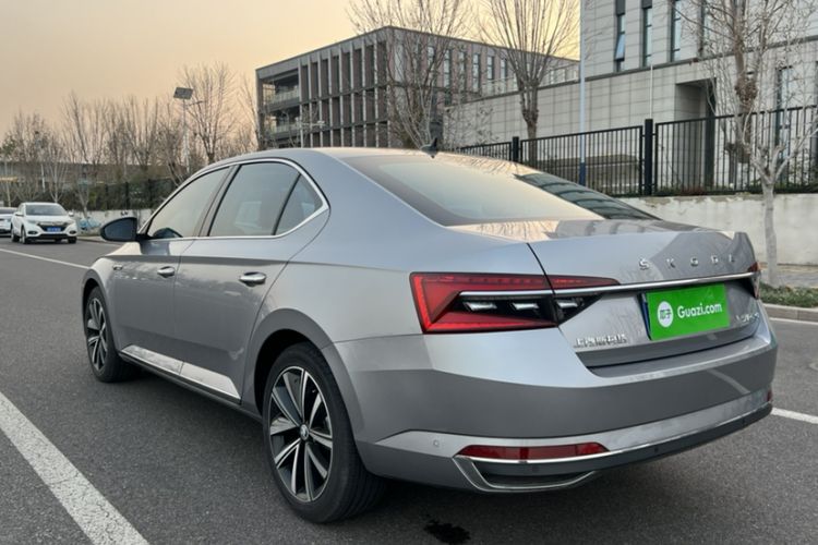 Used Skoda Superb 2023 Facelifted TSI280 DSG Luxury Edition Exterior 3