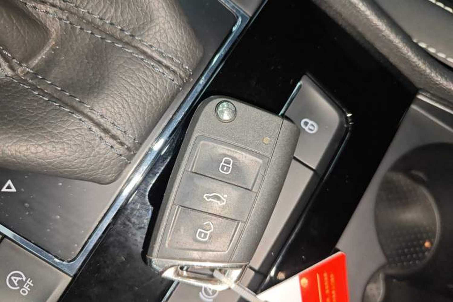 Used Skoda Superb 2023 Facelifted TSI280 DSG Luxury Edition Interior 1