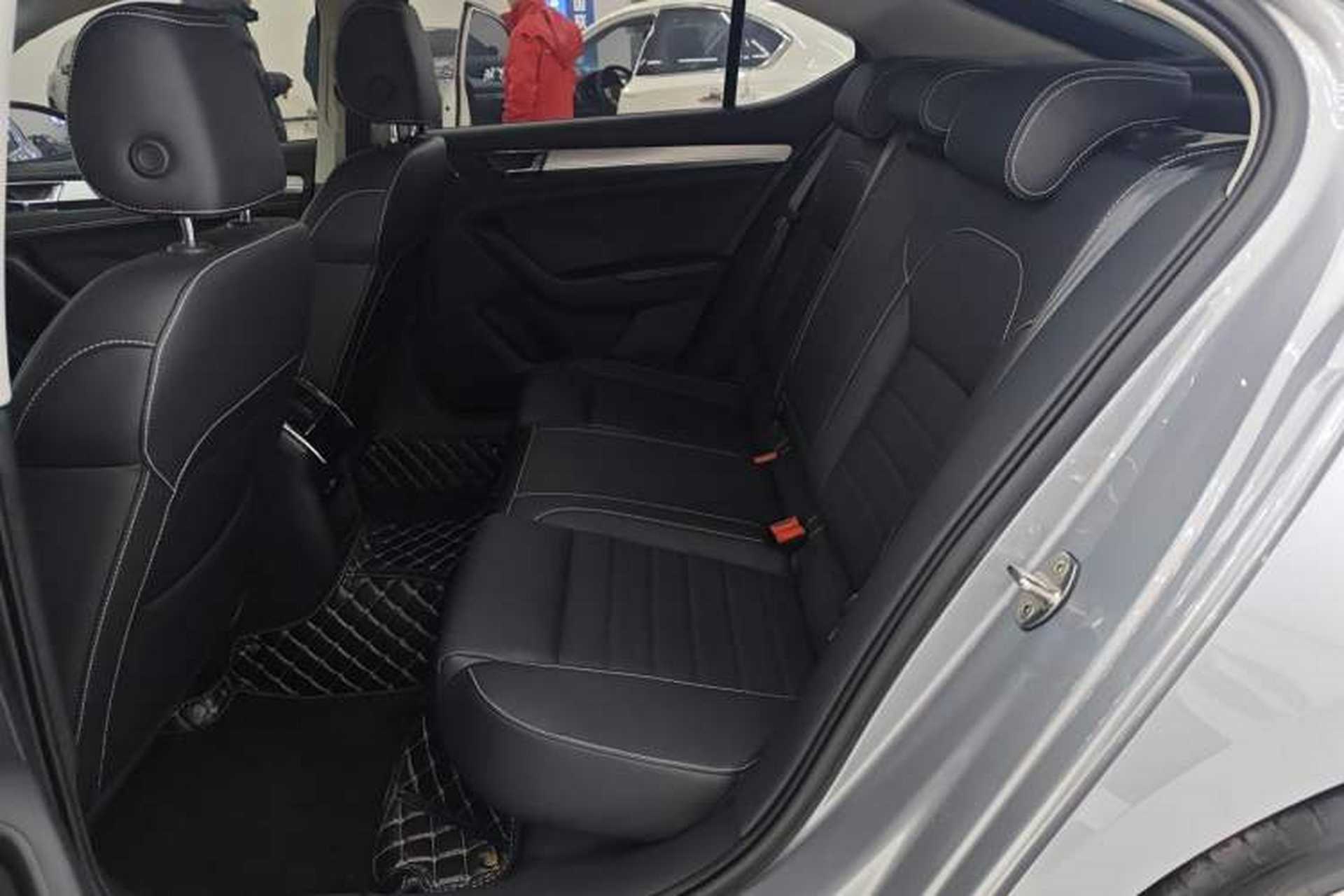 Used Skoda Superb 2023 Facelifted TSI280 DSG Luxury Edition Left Rear Seat