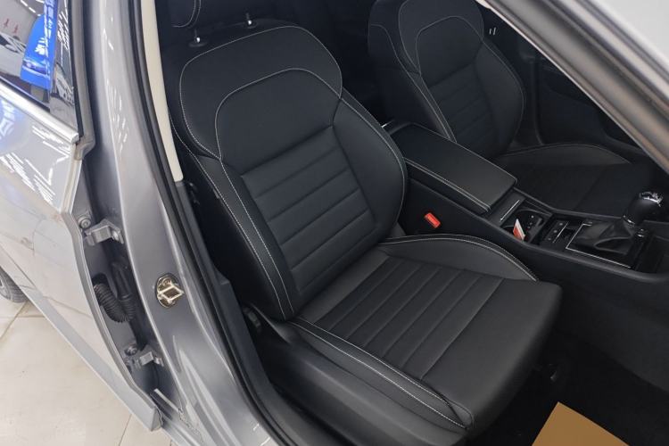 Used Skoda Superb 2023 Facelifted TSI280 DSG Luxury Edition Right Front Seat