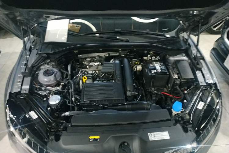 Used Skoda Superb 2023 TSI280 DSG Luxury Edition Engine Bay