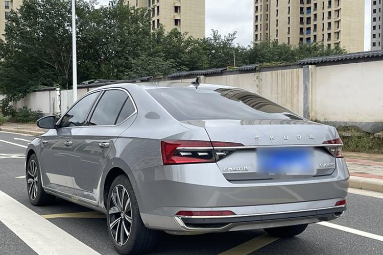 Used Skoda Superb 2023 Facelifted TSI280 DSG Luxury Edition Exterior 3