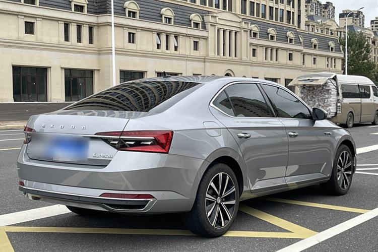 Used Skoda Superb 2023 Facelifted TSI280 DSG Luxury Edition Exterior 4