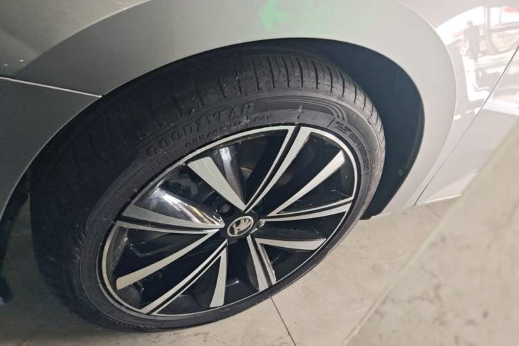 Used Skoda Superb 2023 Facelifted TSI280 DSG Luxury Edition Exterior 4