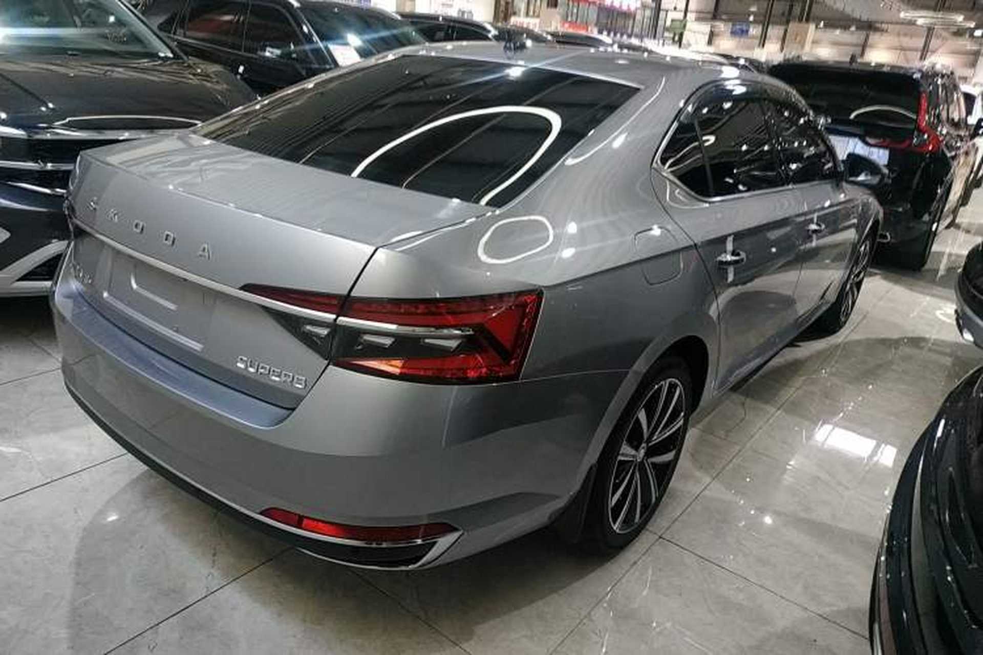 Used Skoda Superb 2023 TSI280 DSG Luxury Edition Rear Right 45 Deg