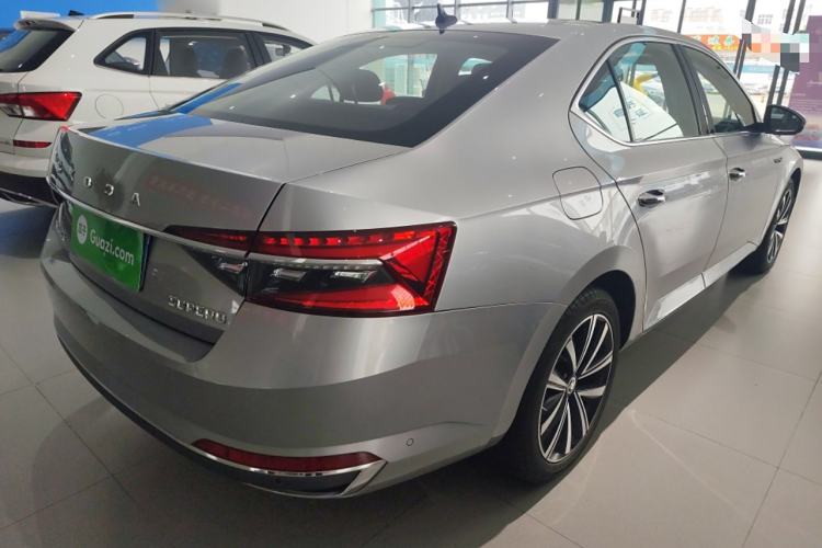 Used Skoda Superb 2023 Facelifted TSI280 DSG Luxury Edition Rear Right 45 Deg