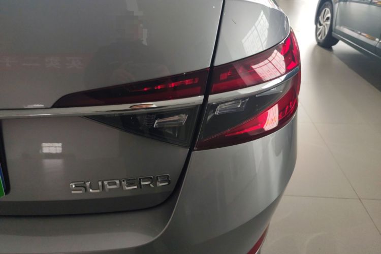 Used Skoda Superb 2023 Facelifted TSI280 DSG Luxury Edition Right Rear Taillight