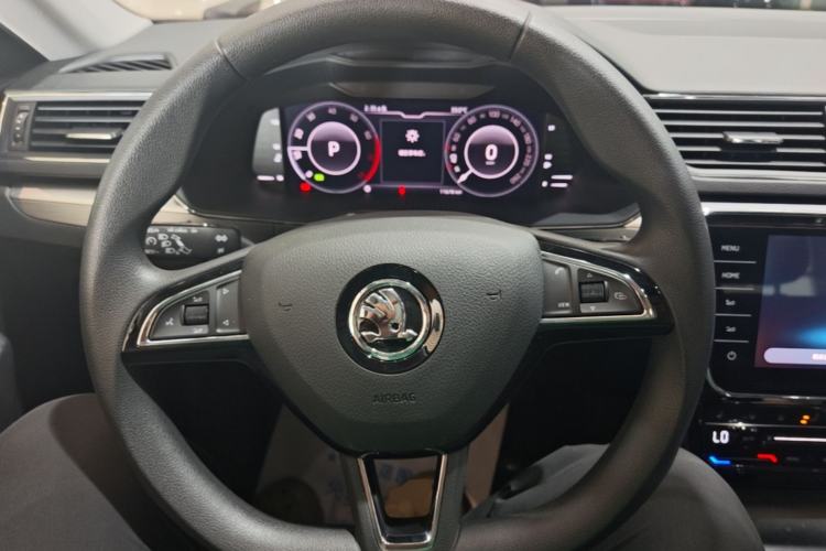Used Skoda Superb 2023 Facelifted TSI280 DSG Luxury Edition Steering Wheel