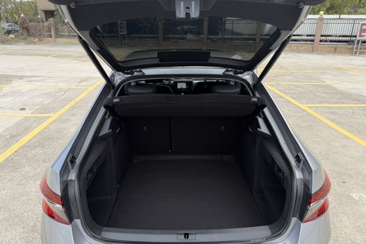 Used Skoda Superb 2023 Facelifted TSI280 DSG Luxury Edition Trunk