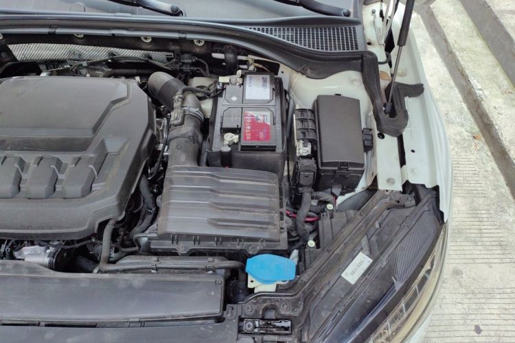 Used Skoda Superb 2023 Restyled TSI330 DSG Luxury Edition Engine Bay Left