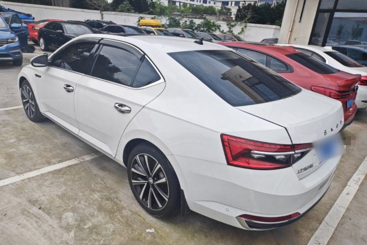 Used Skoda Superb 2023 Facelifted TSI280 DSG Luxury Edition Rear Left 45 Deg