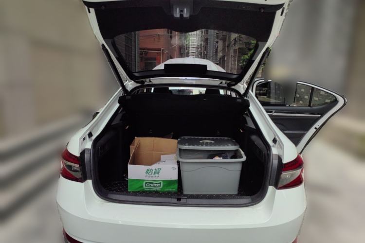 Used Skoda Superb 2023 Restyled TSI330 DSG Luxury Edition Trunk