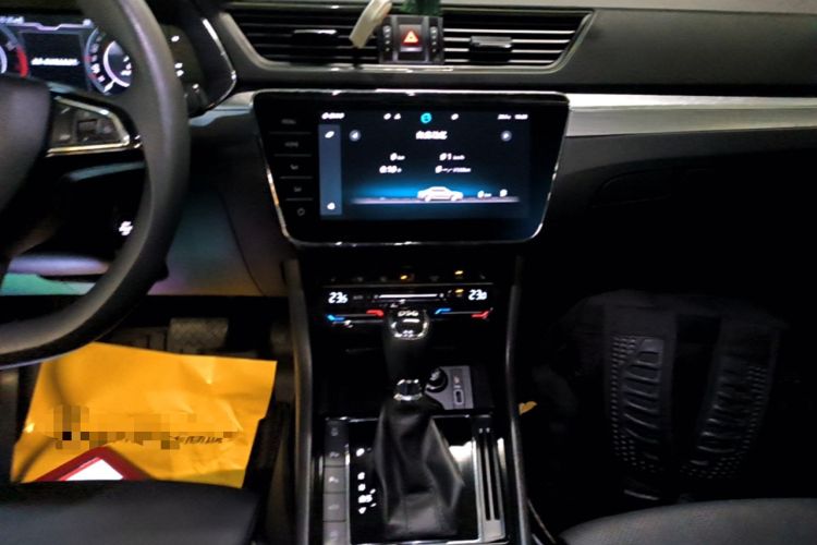 Used Skoda Superb 2024 TSI280 DSG Luxury Edition Audio And AC Panel