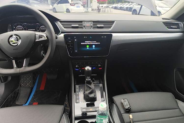 Used Skoda Superb 2024 TSI280 DSG Luxury Edition Audio And AC Panel