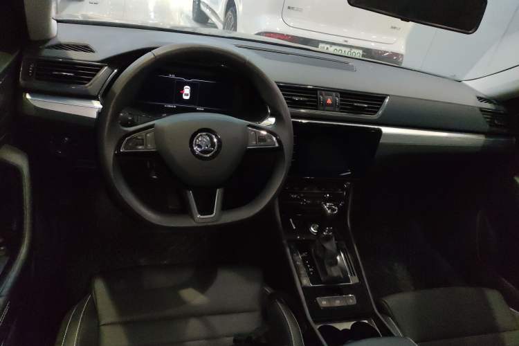 Used Skoda Superb 2024 TSI280 DSG Luxury Edition Center Console