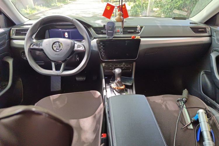 Used Skoda Superb 2024 TSI280 DSG Luxury Edition Center Console