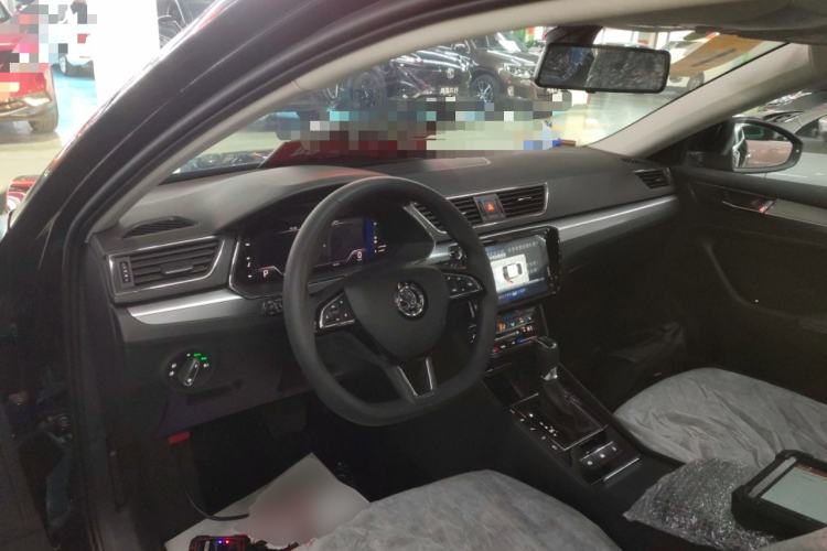 Used Skoda Superb 2024 TSI280 DSG Luxury Edition Center Console