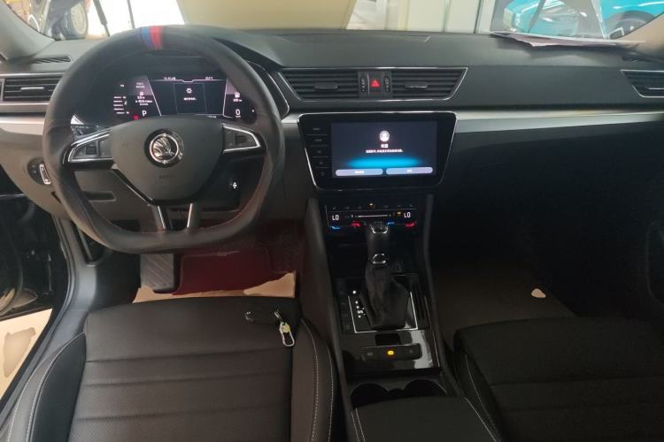 Used Skoda Superb 2024 TSI280 DSG Luxury Edition Center Console
