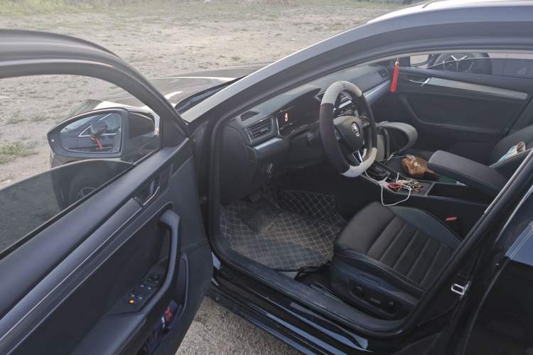 Used Skoda Superb 2024 TSI280 DSG Luxury Edition Driver Seat