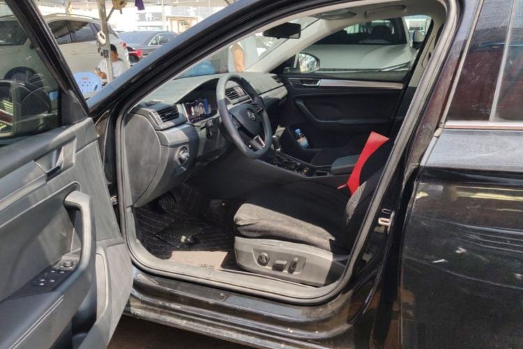 Used Skoda Superb 2024 TSI280 DSG Luxury Edition Driver Seat