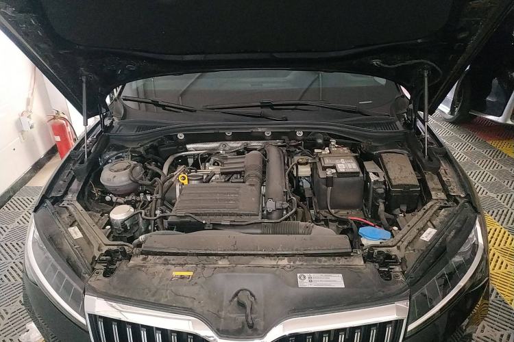Used Skoda Superb 2024 TSI280 DSG Luxury Edition Engine Bay