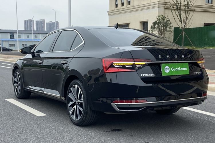 Used Skoda Superb 2024 TSI280 DSG Luxury Edition Exterior 3