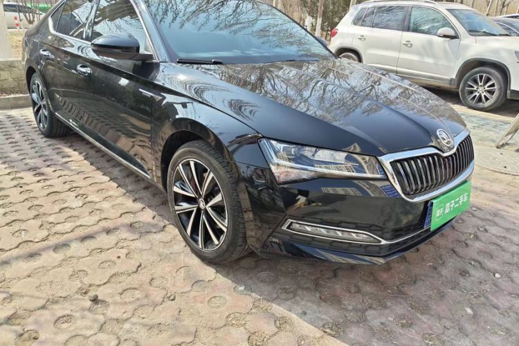 Used Skoda Superb 2024 TSI280 DSG Luxury Edition Exterior 4