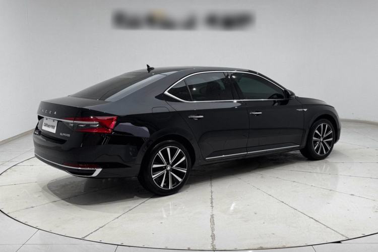Used Skoda Superb 2024 TSI280 DSG Luxury Edition Exterior 5