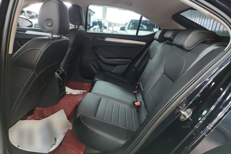 Used Skoda Superb 2024 TSI280 DSG Luxury Edition Interior 4