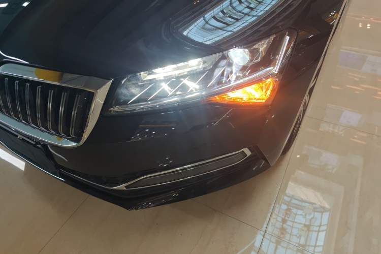 Used Skoda Superb 2024 TSI280 DSG Luxury Edition Left Front Headlight