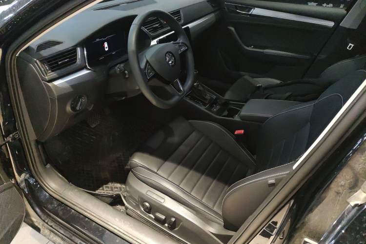 Used Skoda Superb 2024 TSI280 DSG Luxury Edition Left Front Seat