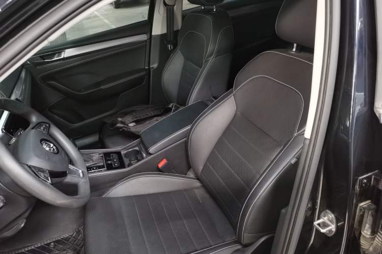 Used Skoda Superb 2024 TSI280 DSG Luxury Edition Left Front Seat