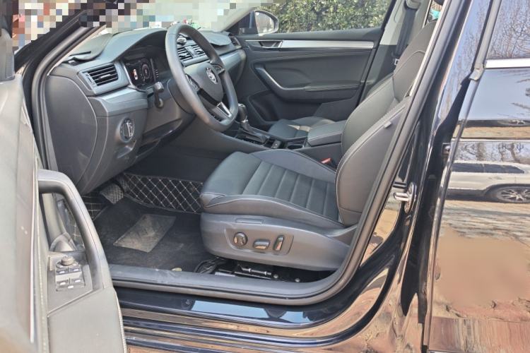 Used Skoda Superb 2024 TSI280 DSG Luxury Edition Left Front Seat