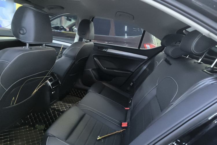 Used Skoda Superb 2024 TSI280 DSG Luxury Edition Left Rear Seat