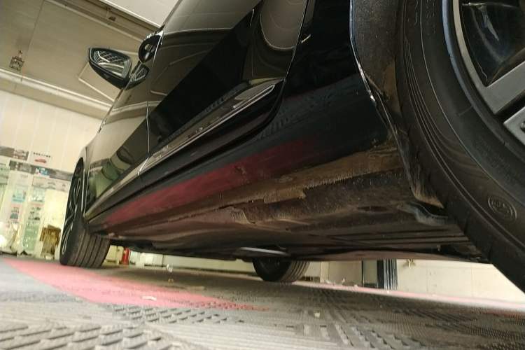 Used Skoda Superb 2024 TSI280 DSG Luxury Edition Left Side Sill
