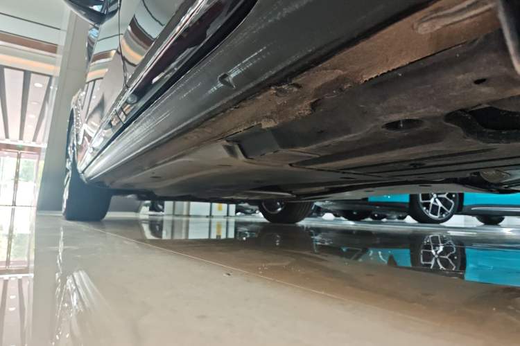 Used Skoda Superb 2024 TSI280 DSG Luxury Edition Left Side Sill