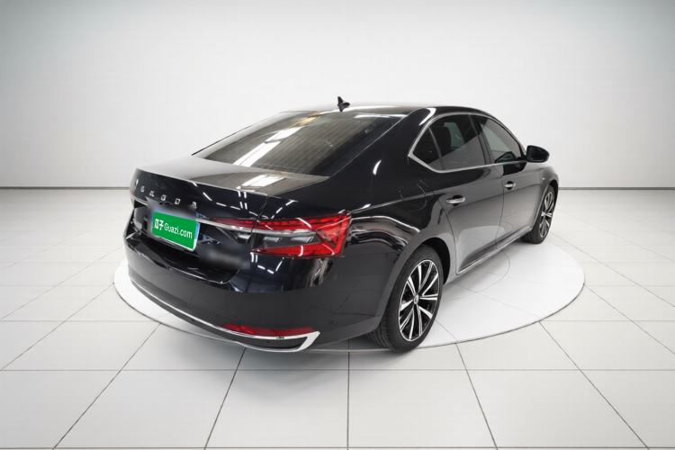 Used Skoda Superb 2024 TSI280 DSG Luxury Edition Rear Right 45 Deg