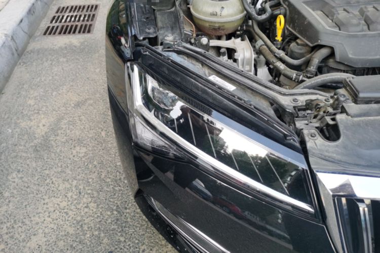 Used Skoda Superb 2024 TSI330 DSG Luxury Edition Right Front Headlight