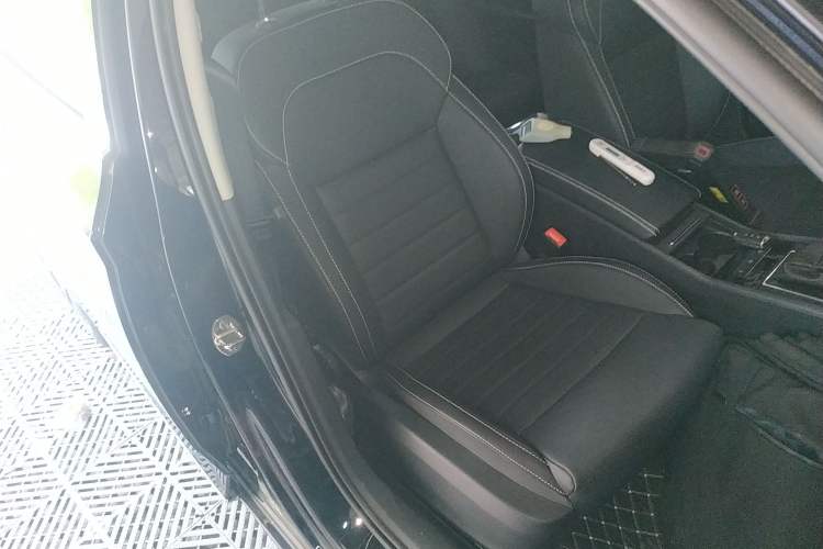 Used Skoda Superb 2024 TSI280 DSG Luxury Edition Right Front Seat