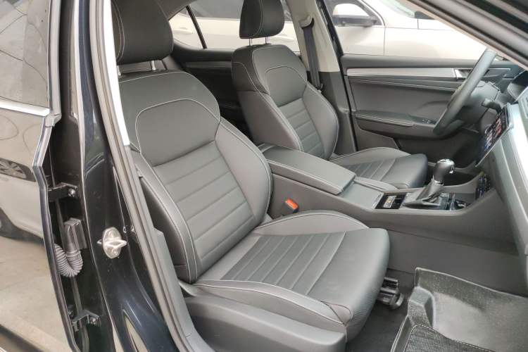 Used Skoda Superb 2024 TSI280 DSG Luxury Edition Right Front Seat